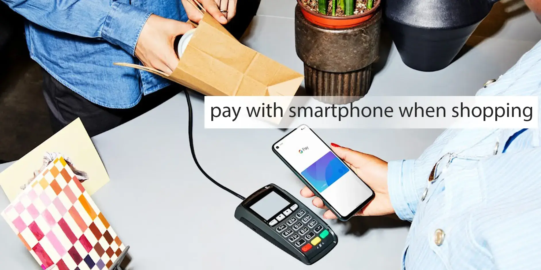 pay with smartphone when shopping